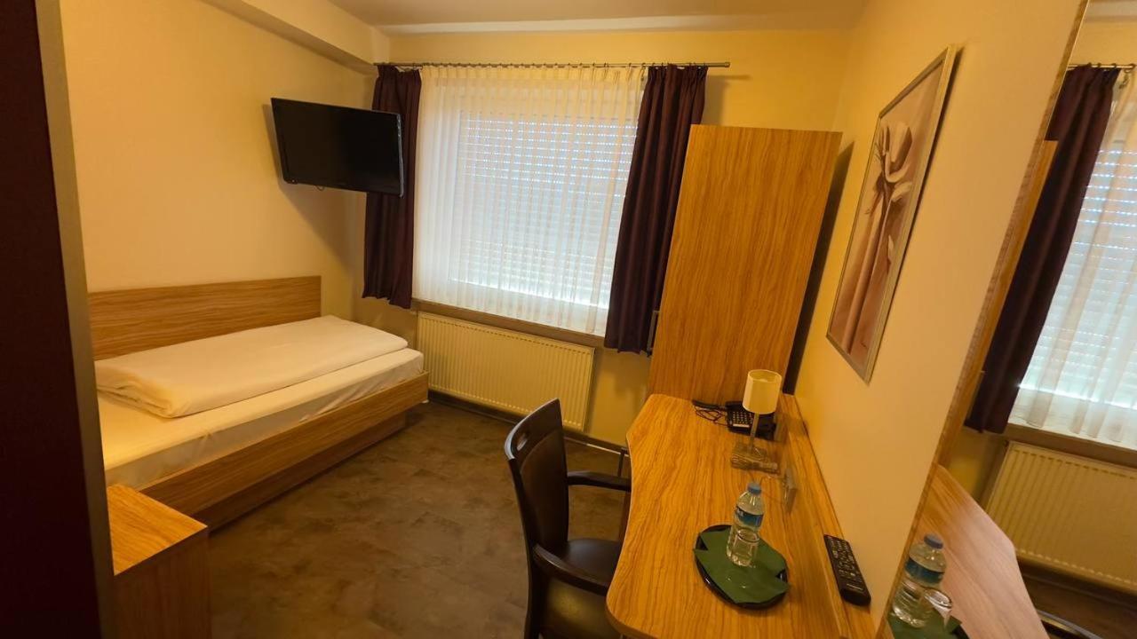 Hotel Ishi Inn Wolfsburg Eksteriør bilde